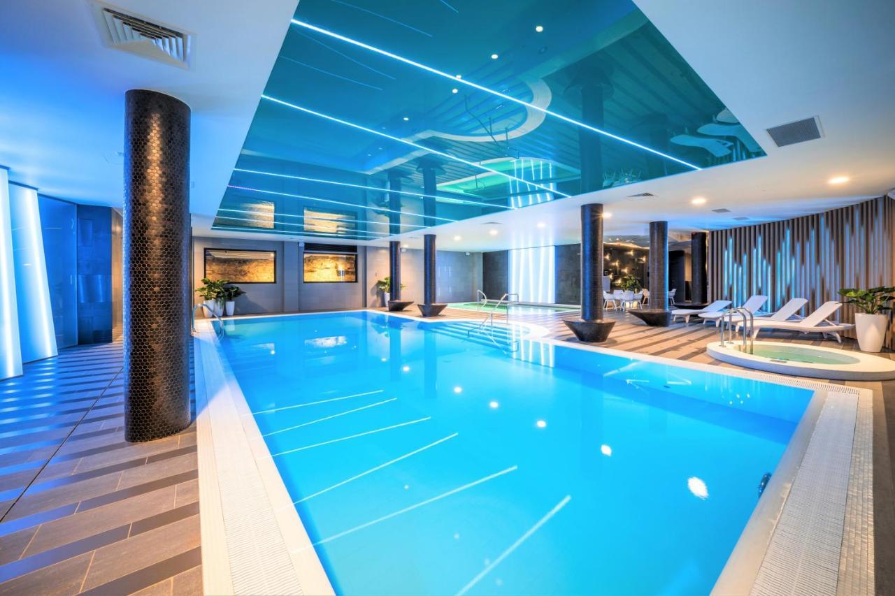 Wellton Riverside Spa Hotel Riga Ngoại thất bức ảnh Spa