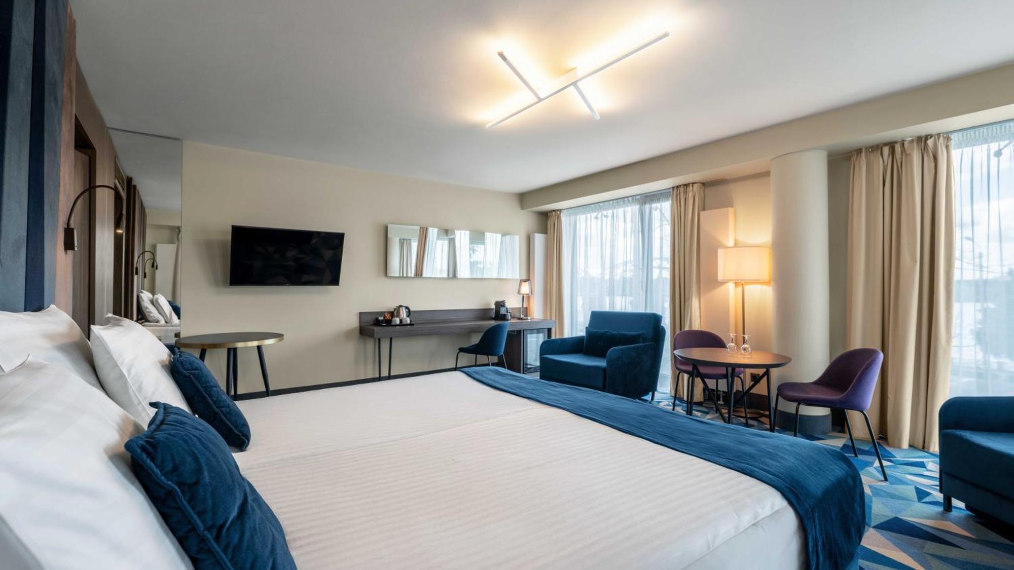 Wellton Riverside Spa Hotel Riga Ngoại thất bức ảnh