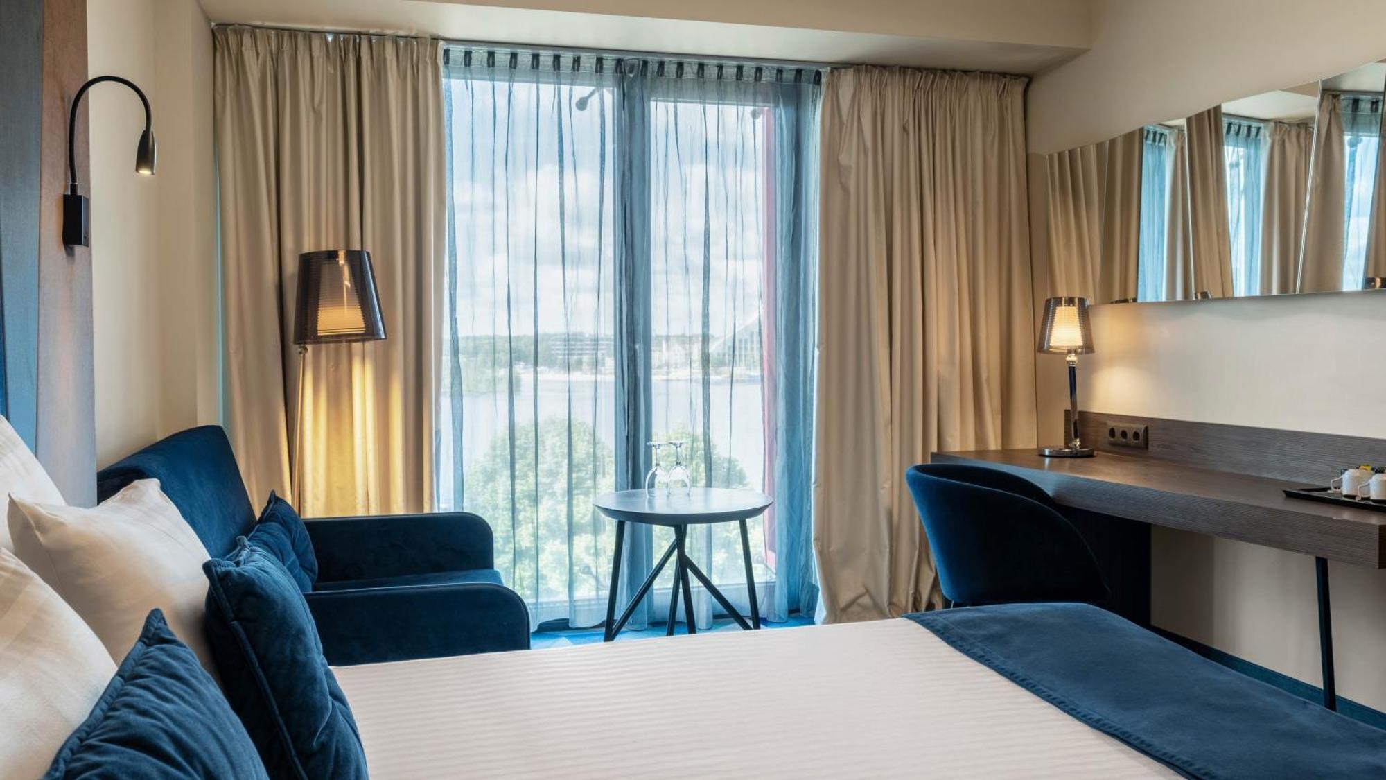 Wellton Riverside Spa Hotel Riga Ngoại thất bức ảnh